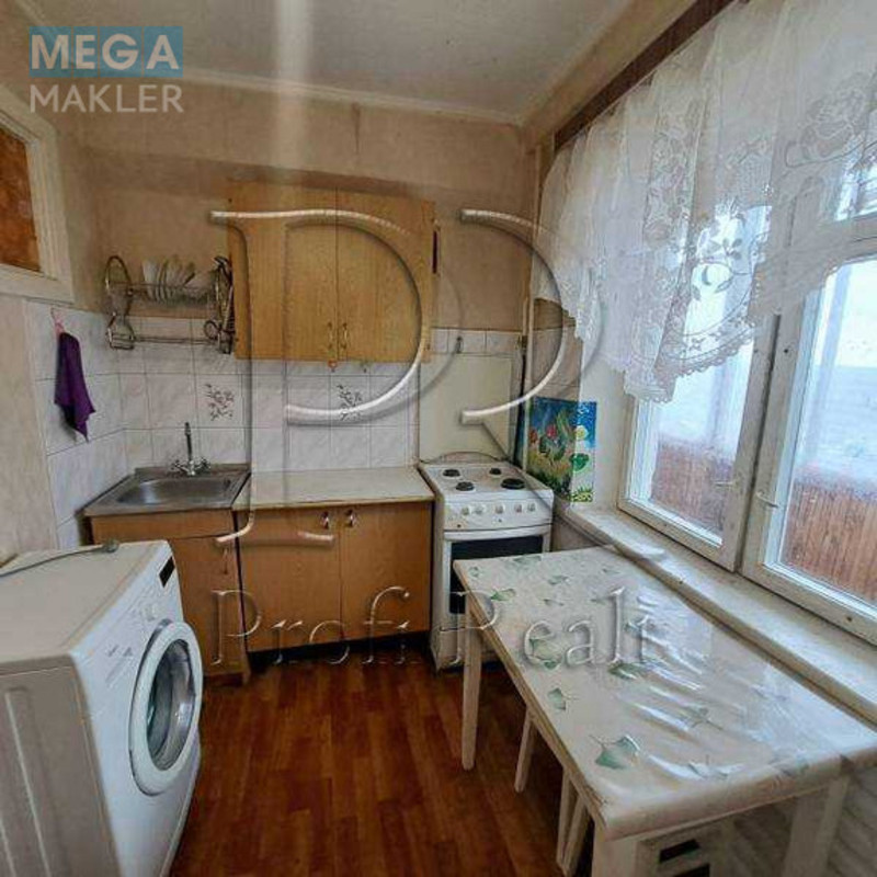 Продаж 1 кімнатної квартири (35/15/7), 8 пов. 9 пов. будинку, <a class="location-link" href="/kiev/" title="Недвижимость Київ">Київ</a>, <a class="location-link" href="/kiev/desnyanskij/" title="Недвижимость Деснянський район">Деснянський р-н</a>, Лісовий проспект, 33 (изображение 1)