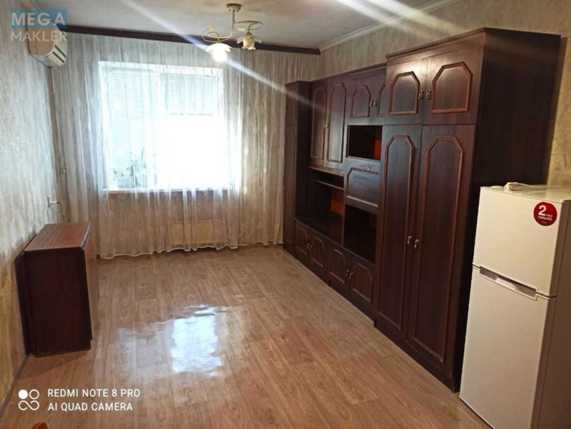 Продаж 5 кімнатної квартири (25/?/?), 11 пов. 16 пов. будинку, <a class="location-link" href="/kiev/" title="Недвижимость Київ">Київ</a>, <a class="location-link" href="/kiev/dneprovskij/" title="Недвижимость Дніпровський район">Дніпровський р-н</a>, Азербайджанская ул., 8А (изображение 1)