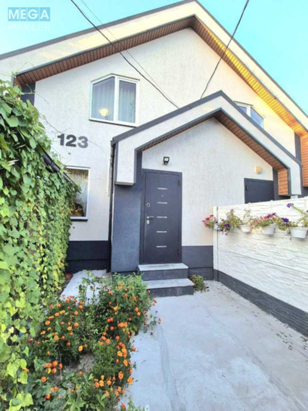 Продаж дома, 2&nbsp;поверху, 71&nbsp;кв.м, 3&nbsp;кімнати, ділянка 1,50&nbsp;сотка, <a class="location-link" href="/boyarka/" title="Недвижимость Боярка">Боярка</a>, Франка, 123 (изображение 1)