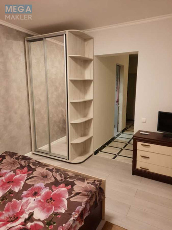 Оренда 1 кімнатної квартири, <a class="location-link" href="/odessa/" title="Недвижимость Одеса">Одеса</a>, <a class="location-link" href="/odessa/suvorovskij/" title="Недвижимость Суворовський район">Суворовський р-н</a>, Южная дорога, 35 (изображение 1)