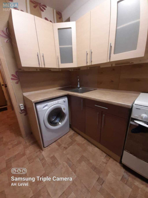 Оренда 1 кімнатної квартири, <a class="location-link" href="/kiev/" title="Недвижимость Київ">Київ</a>, <a class="location-link" href="/kiev/podolskij/" title="Недвижимость Подільський район">Подільський р-н</a>, Межевой пер., 5а (изображение 1)