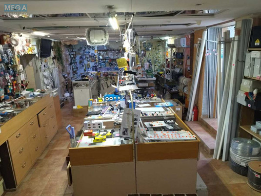 Продаж комерційної нерухомості, 74&nbsp;кв.м, под магазин, <a class="location-link" href="/odessa/" title="Недвижимость Одеса">Одеса</a>, <a class="location-link" href="/odessa/malinovskij/" title="Недвижимость Малиновський район">Малиновський р-н</a>, Прохоровская, 73 (изображение 1)