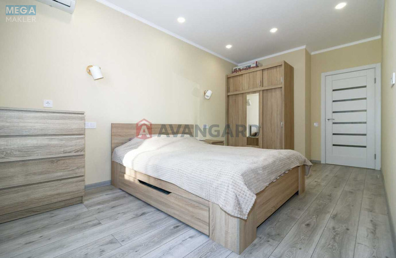 Новобудова, 25 поверхів, <a class="location-link" href="/kiev/" title="Недвижимость Київ">Київ</a>, <a class="location-link" href="/kiev/dneprovskij/" title="Недвижимость Дніпровський район">Дніпровський р-н</a>, Евгения Сверстюка ул., 6 (изображение 1)