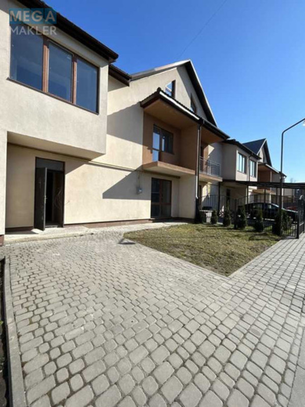 Продаж дома, 3 поверху, 119 кв.м, 3 кімнати, ділянка 1 сотка, <a class="location-link" href="/rovno/" title="Недвижимость Рівне">Рівне</a>, Степана Демянчука (изображение 1)