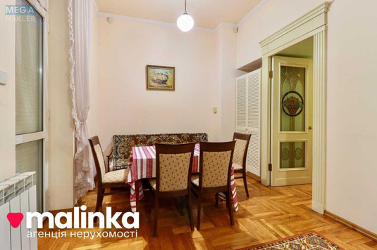 Продаж 3 кімнатної квартири (163/82/21), 2 пов. 3 пов. будинку, <a class="location-link" href="/lviv/" title="Недвижимость Львів">Львів</a>, <a class="location-link" href="/lviv/frankovskij/" title="Недвижимость Франківський район">Франківський р-н</a>, Героїв Майдану, 8 (изображение 1)