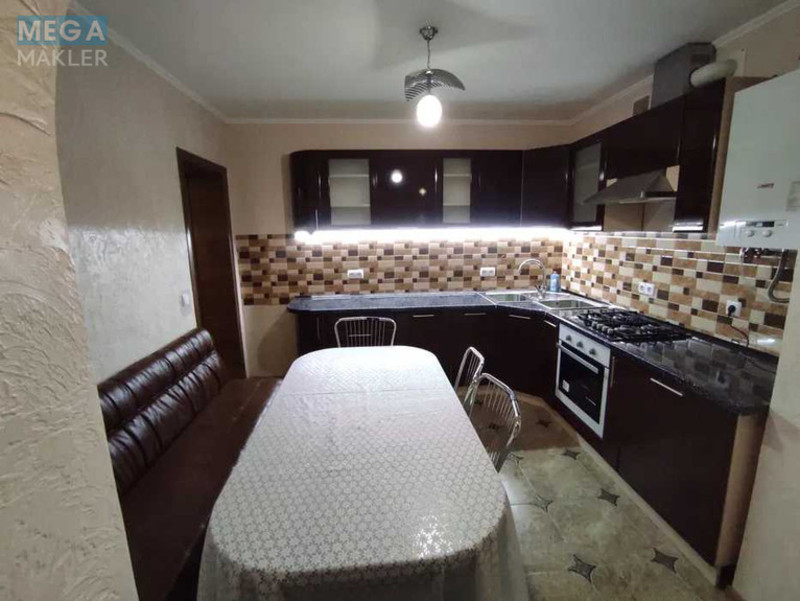 Оренда 2 кімнатної квартири, <a class="location-link" href="/petropavlovskaya-borshagovka/" title="Недвижимость Петропавлівська Борщагівка">Петропавлівська Борщагівка</a>, миру, 11 (изображение 1)