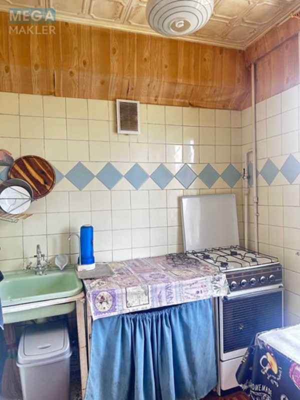 Продаж 3 кімнатної квартири (61/39/6), 5 пов. 9 пов. будинку, <a class="location-link" href="/kiev/" title="Недвижимость Київ">Київ</a>, <a class="location-link" href="/kiev/dneprovskij/" title="Недвижимость Дніпровський район">Дніпровський р-н</a>, Павла Тычины просп., 5 (изображение 1)