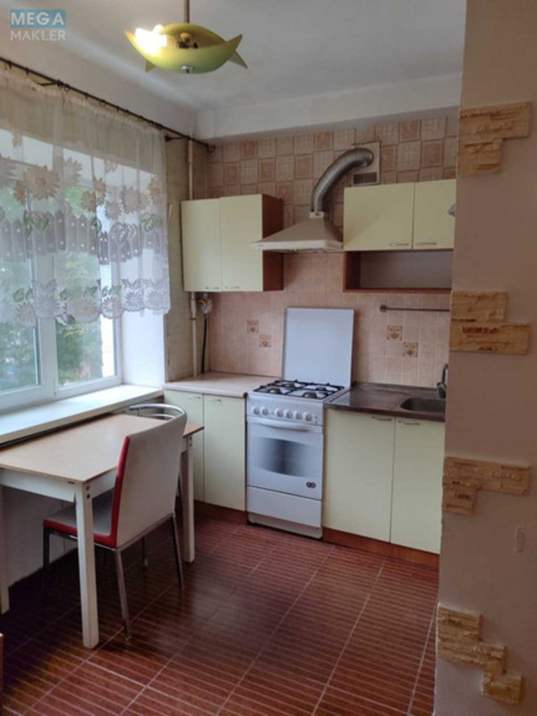 Оренда 1 кімнатної квартири, <a class="location-link" href="/kiev/" title="Недвижимость Київ">Київ</a>, <a class="location-link" href="/kiev/shevchenkovskij/" title="Недвижимость Шевченківський район">Шевченківський р-н</a>, Старокиевский пер. (изображение 1)