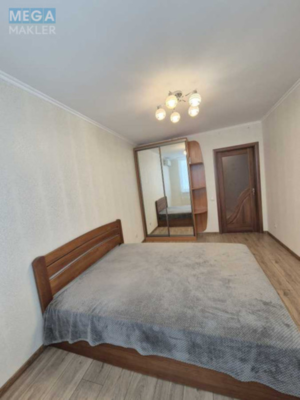 Продаж 2 кімнатної квартири (40/18/14), 21 пов. 24 пов. будинку, <a class="location-link" href="/novoselki-selo-kv-kievo-svyatoshinskij-rajon/" title="Недвижимость Новосілки">Новосілки</a>, Приміська, 26 (изображение 1)