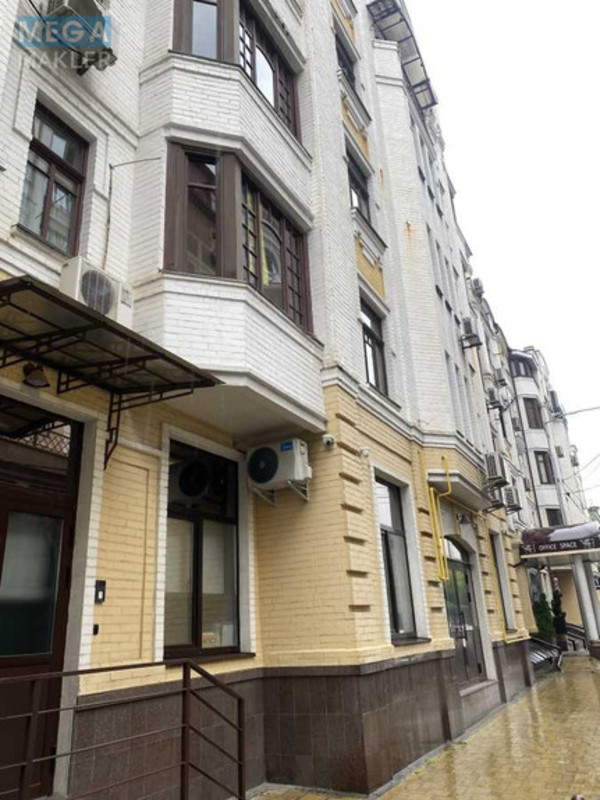 Продаж 4 кімнатної квартири (131/83/10,5), 3 пов. 5 пов. будинку, <a class="location-link" href="/kiev/" title="Недвижимость Київ">Київ</a>, <a class="location-link" href="/kiev/podolskij/" title="Недвижимость Подільський район">Подільський р-н</a>, Ярославський пров., 4 (изображение 1)