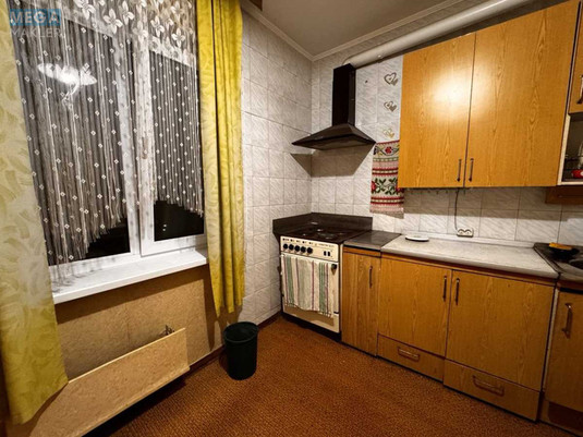 Оренда 2 кімнатної квартири, <a class="location-link" href="/kiev/" title="Недвижимость Київ">Київ</a>, <a class="location-link" href="/kiev/desnyanskij/" title="Недвижимость Деснянський район">Деснянський р-н</a>, Владимира Маяковского ул., 38/10 (изображение 1)
