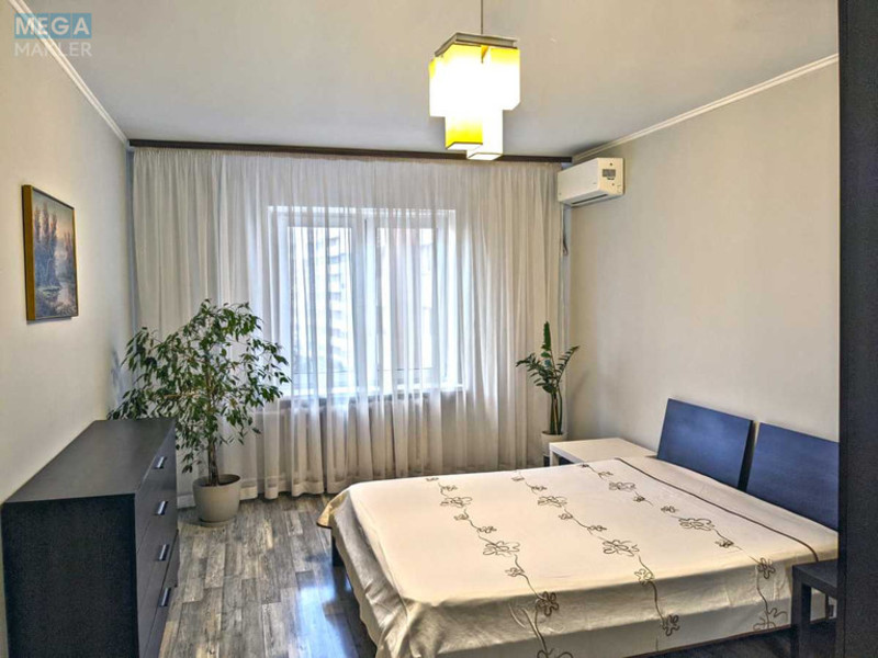 Продаж 3 кімнатної квартири (98/53/12), 6 пов. 22 пов. будинку, <a class="location-link" href="/kiev/" title="Недвижимость Київ">Київ</a>, <a class="location-link" href="/kiev/darnickij/" title="Недвижимость Дарницький район">Дарницький р-н</a>, Елены Пчилки ул., 2б (изображение 1)