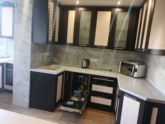 Оренда 1 кімнатної квартири, <a class="location-link" href="/kiev/" title="Недвижимость Київ">Київ</a>, <a class="location-link" href="/kiev/darnickij/" title="Недвижимость Дарницький район">Дарницький р-н</a>, Николая Бажана просп., 5 (изображение 1)