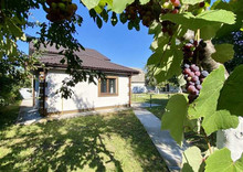 Продаж дома, 2 поверху, 110 кв.м, 3 кімнати, ділянка 6 соток