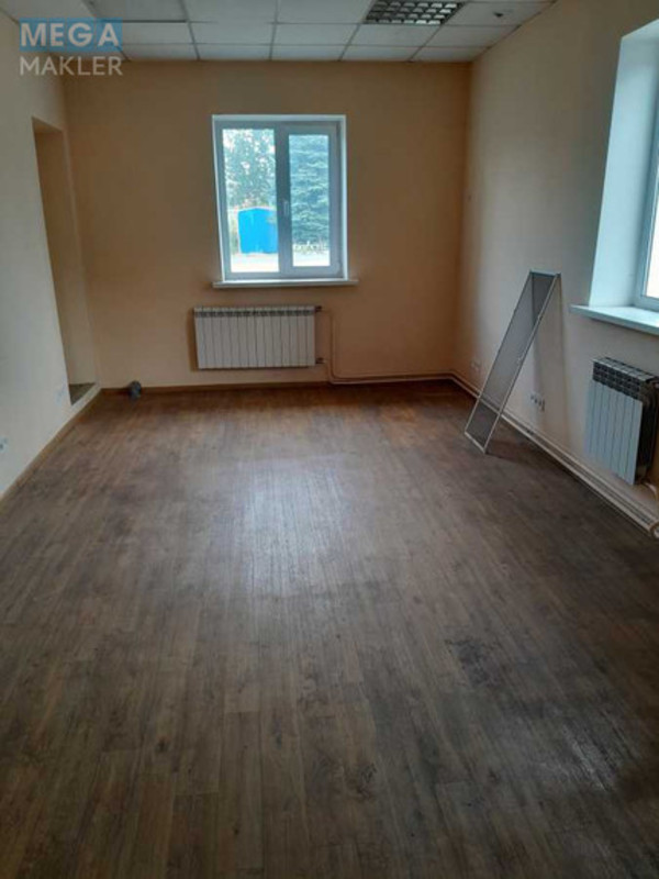 Оренда комерційної нерухомості, 62&nbsp;кв.м, под офис, <a class="location-link" href="/kiev/" title="Недвижимость Київ">Київ</a>, <a class="location-link" href="/kiev/svyatoshinskij/" title="Недвижимость Святошинський район">Святошинський р-н</a>, Мира ул., 19 (изображение 1)
