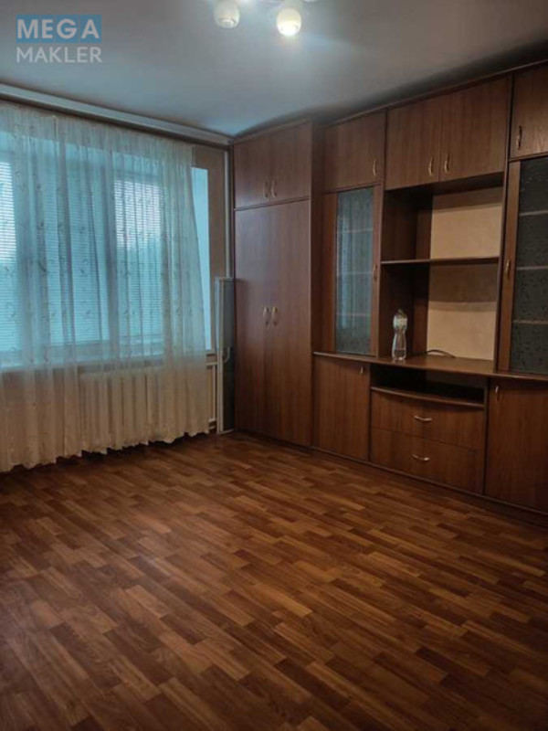 Продаж 2 кімнатної квартири (52/32/8), 3 пов. 9 пов. будинку, <a class="location-link" href="/cherkassi/" title="Недвижимость Черкаси">Черкаси</a>, <a class="location-link" href="/cherkassi/sosnovskij/" title="Недвижимость Сосновський район">Сосновський р-н</a>, вул. Луначарського, 1 (изображение 1)