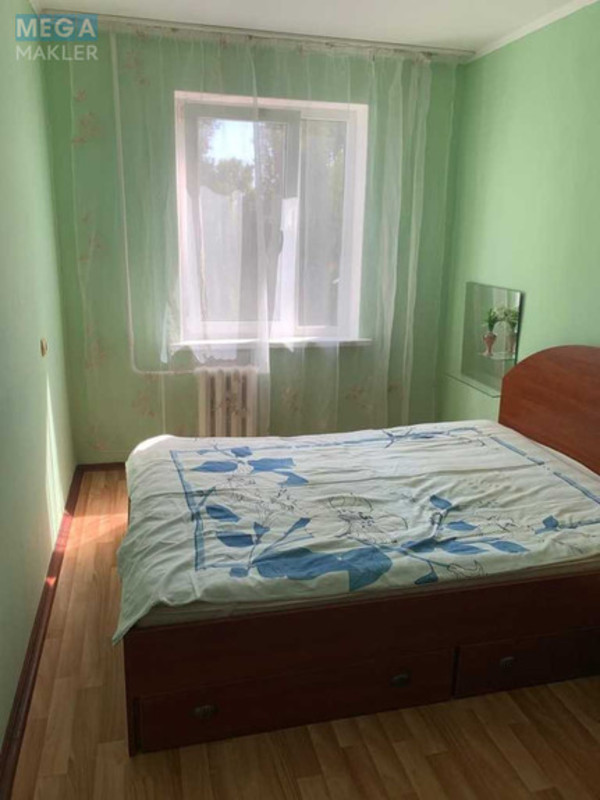Оренда 2 кімнатної квартири, <a class="location-link" href="/kiev/" title="Недвижимость Київ">Київ</a>, <a class="location-link" href="/kiev/shevchenkovskij/" title="Недвижимость Шевченківський район">Шевченківський р-н</a>, Бакинская ул., 37 (изображение 1)