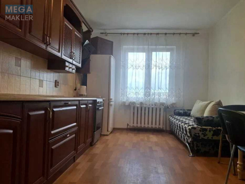 Оренда 2 кімнатної квартири, <a class="location-link" href="/kiev/" title="Недвижимость Київ">Київ</a>, <a class="location-link" href="/kiev/podolskij/" title="Недвижимость Подільський район">Подільський р-н</a>, Європейського Союзу просп., 31А (изображение 1)