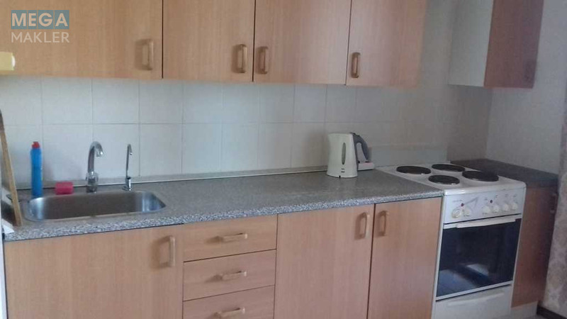 Оренда 1 кімнатної квартири, <a class="location-link" href="/kiev/" title="Недвижимость Київ">Київ</a>, <a class="location-link" href="/kiev/solomenskij/" title="Недвижимость Солом'янський район">Солом'янський р-н</a>, Эрнста ул. (изображение 1)
