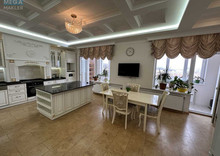 Продаж 5 кімнатної квартири (229/?/?), 10 пов. 10 пов. будинку