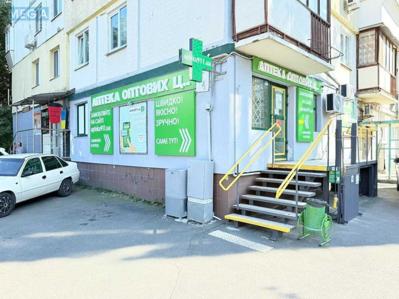 Оренда комерційної нерухомості, 55 кв.м, под магазин, <a class="location-link" href="/kiev/" title="Недвижимость Київ">Київ</a>, <a class="location-link" href="/kiev/solomenskij/" title="Недвижимость Солом'янський район">Солом'янський р-н</a>, Солом`янська вул., 36 (изображение 1)