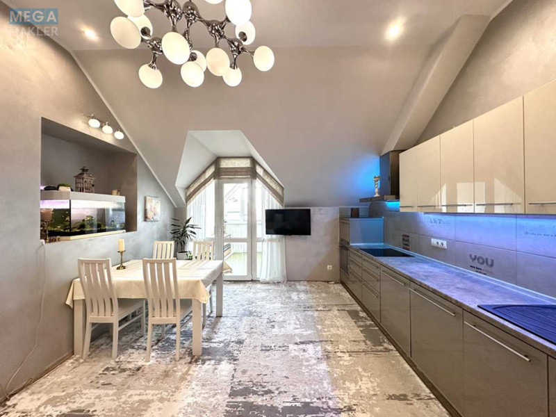 Продаж 3 кімнатної квартири (103/60/25), 5 пов. 5 пов. будинку, <a class="location-link" href="/petropavlovskaya-borshagovka/" title="Недвижимость Петропавлівська Борщагівка">Петропавлівська Борщагівка</a>, Борщагівська, 30а (изображение 1)