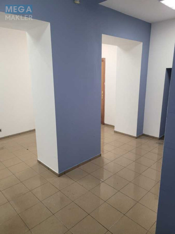 Оренда комерційної нерухомості, 44&nbsp;кв.м, под магазин, <a class="location-link" href="/kiev/" title="Недвижимость Київ">Київ</a>, <a class="location-link" href="/kiev/shevchenkovskij/" title="Недвижимость Шевченківський район">Шевченківський р-н</a>, Тараса Шевченка бульв., 58 (изображение 1)