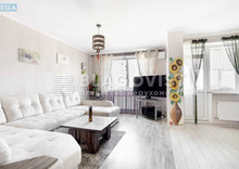 Продаж 4 кімнатної квартири (105/45/25), 5 пов. 6 пов. будинку