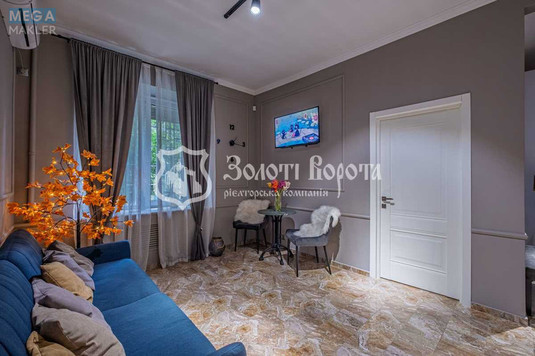 Продаж комерційної нерухомості, 52&nbsp;кв.м, под офис, <a class="location-link" href="/kiev/" title="Недвижимость Київ">Київ</a>, <a class="location-link" href="/kiev/solomenskij/" title="Недвижимость Солом'янський район">Солом'янський р-н</a>, Повітрофлотський просп., 16 (изображение 1)