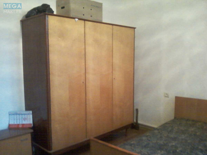 Оренда 3 кімнатної квартири, <a class="location-link" href="/odessa/" title="Недвижимость Одеса">Одеса</a>, <a class="location-link" href="/odessa/malinovskij/" title="Недвижимость Малиновський район">Малиновський р-н</a>, Космонавтов, 13б (изображение 1)