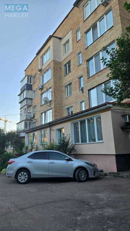 Продаж 3 кімнатної квартири (60/?/7), 4 пов. 5 пов. будинку, <a class="location-link" href="/vasilkov/" title="Недвижимость Васильків">Васильків</a>, Декабристів (изображение 1)