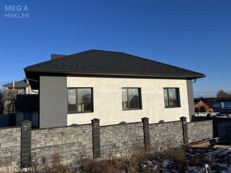 Продаж дома, 1 поверх, 85 кв.м, 2 кімнати, ділянка 7 соток, <a class="location-link" href="/rovno/" title="Недвижимость Рівне">Рівне</a>, Чорновола (изображение 1)
