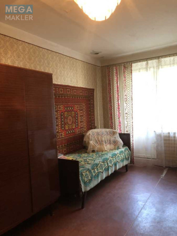 Продаж 1 кімнатної квартири (31/18/6), 5 пов. 9 пов. будинку, <a class="location-link" href="/chernigov/" title="Недвижимость Чернігів">Чернігів</a>, <a class="location-link" href="/chernigov/desnyanskij/" title="Недвижимость Деснянський район">Деснянський р-н</a>, Левка Лук’яненка, 48 (изображение 1)
