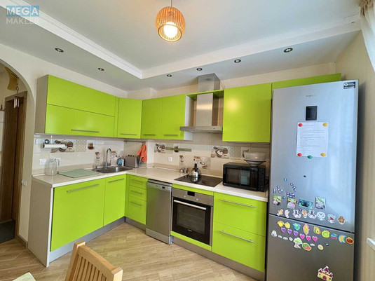 Оренда 3 кімнатної квартири, <a class="location-link" href="/kiev/" title="Недвижимость Київ">Київ</a>, <a class="location-link" href="/kiev/solomenskij/" title="Недвижимость Солом'янський район">Солом'янський р-н</a>, Червона вул., 7 (изображение 1)