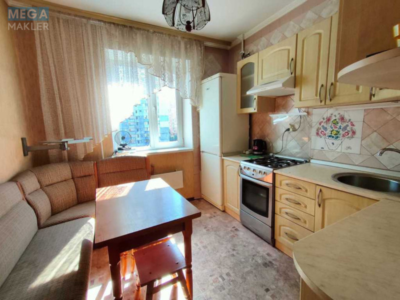 Оренда 2 кімнатної квартири, <a class="location-link" href="/kiev/" title="Недвижимость Київ">Київ</a>, <a class="location-link" href="/kiev/desnyanskij/" title="Недвижимость Деснянський район">Деснянський р-н</a>, Марини Цвєтаєвої вул., 16 (изображение 1)