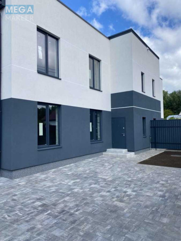 Продаж дома, 2 поверху, 120 кв.м, 3 кімнати, ділянка 1,60 сотка, <a class="location-link" href="/kalinovka-pgt-kv/" title="Недвижимость Калинівка">Калинівка</a>, Провулок Вишневий, 2 (изображение 1)