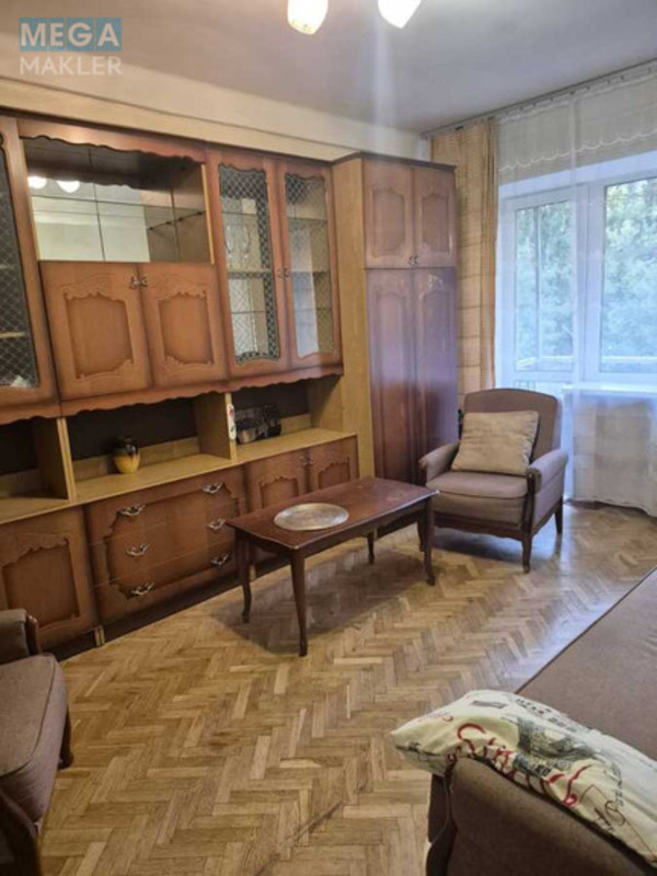 Оренда 2 кімнатної квартири, <a class="location-link" href="/kiev/" title="Недвижимость Київ">Київ</a>, <a class="location-link" href="/kiev/pecherskij/" title="Недвижимость Печерський район">Печерський р-н</a>, Академика Богомольца ул., 8А (изображение 1)