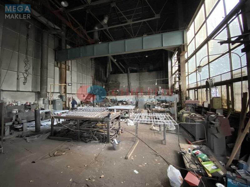 Продаж комплексу будівель та споруд, 400&nbsp;кв.м, под производство, <a class="location-link" href="/kiev/" title="Недвижимость Київ">Київ</a>, <a class="location-link" href="/kiev/darnickij/" title="Недвижимость Дарницький район">Дарницький р-н</a>, Автопаркова вул. (изображение 1)