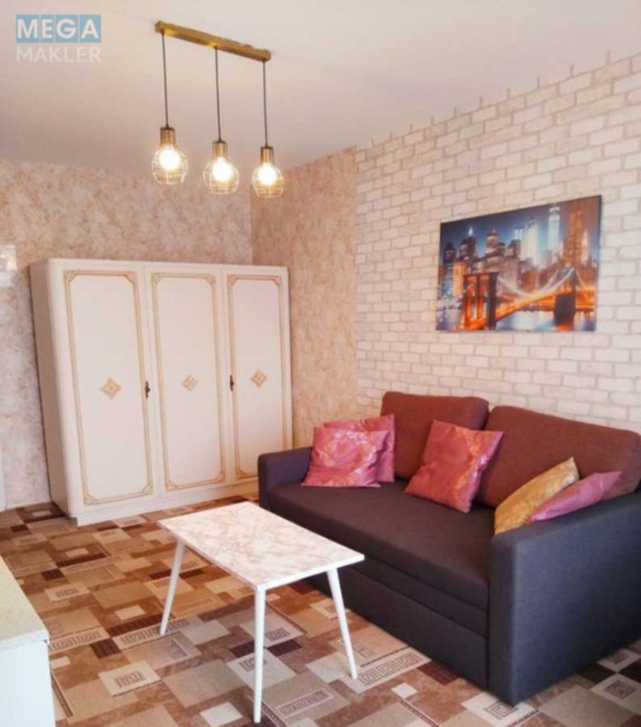 Оренда 1 кімнатної квартири, <a class="location-link" href="/kiev/" title="Недвижимость Київ">Київ</a>, <a class="location-link" href="/kiev/dneprovskij/" title="Недвижимость Дніпровський район">Дніпровський р-н</a>, Князя Романа Мстиславича ул., 4 (изображение 1)
