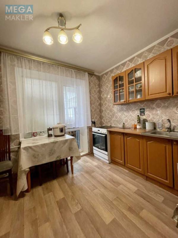 Продаж 2 кімнатної квартири (56/30/8,5), 8 пов. 16 пов. будинку, <a class="location-link" href="/kiev/" title="Недвижимость Київ">Київ</a>, <a class="location-link" href="/kiev/svyatoshinskij/" title="Недвижимость Святошинський район">Святошинський р-н</a>, Академика Ефремова ул., 25 (изображение 1)