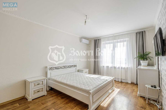 Продаж 3 кімнатної квартири (98,8/53,5/11,5), 10 пов. 25 пов. будинку, <a class="location-link" href="/kiev/" title="Недвижимость Київ">Київ</a>, <a class="location-link" href="/kiev/goloseevskij/" title="Недвижимость Голосіївський район">Голосіївський р-н</a>, Науки просп., 55а (изображение 1)
