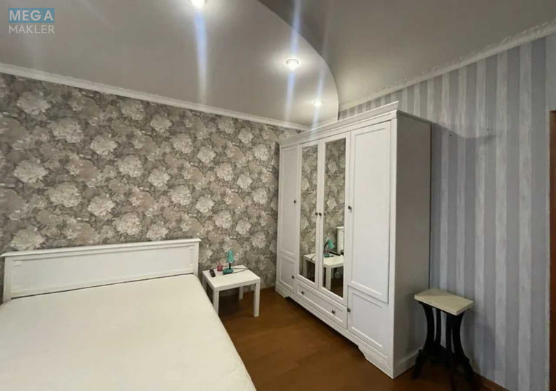 Новобудова, 25 поверхів, <a class="location-link" href="/kiev/" title="Недвижимость Київ">Київ</a>, <a class="location-link" href="/kiev/goloseevskij/" title="Недвижимость Голосіївський район">Голосіївський р-н</a>, Голосеевская пл., 13а (изображение 1)