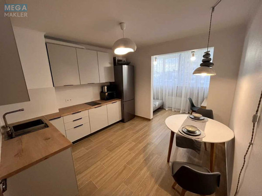 Оренда 1 кімнатної квартири, <a class="location-link" href="/kiev/" title="Недвижимость Київ">Київ</a>, <a class="location-link" href="/kiev/obolonskij/" title="Недвижимость Оболонський район">Оболонський р-н</a>, Коноплянська вул., 22Б (изображение 1)