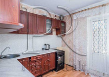 Продаж 1 кімнатної квартири (43/18/10), 16 пов. 16 пов. будинку