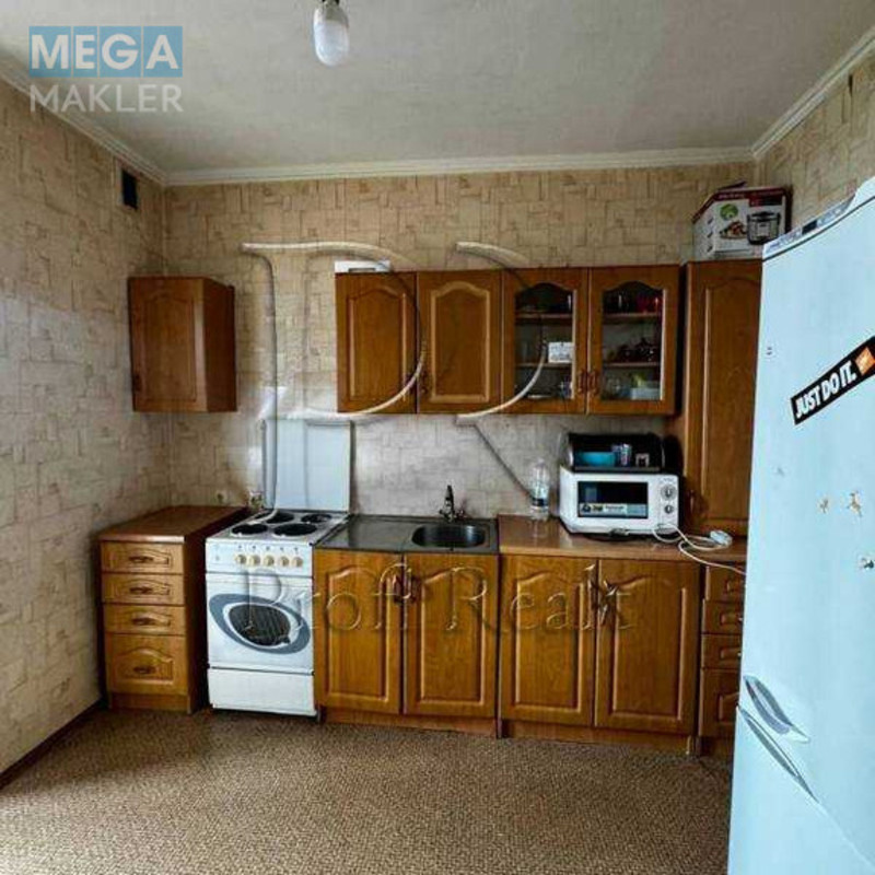 Продаж 1 кімнатної квартири (42/20/10), 13 пов. 16 пов. будинку, <a class="location-link" href="/kiev/" title="Недвижимость Київ">Київ</a>, <a class="location-link" href="/kiev/svyatoshinskij/" title="Недвижимость Святошинський район">Святошинський р-н</a>, Верховинця Василя вулиця, 10 (изображение 1)