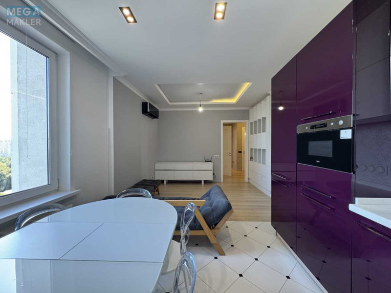 Продаж 3 кімнатної квартири (84/40/21), 11 пов. 26 пов. будинку, <a class="location-link" href="/kiev/" title="Недвижимость Київ">Київ</a>, <a class="location-link" href="/kiev/solomenskij/" title="Недвижимость Солом'янський район">Солом'янський р-н</a>, Валерія Лобановського просп., 6Д (изображение 1)