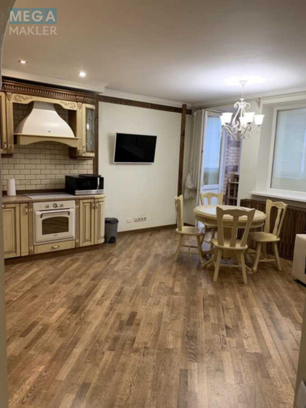 Оренда 2 кімнатної квартири, <a class="location-link" href="/kiev/" title="Недвижимость Київ">Київ</a>, <a class="location-link" href="/kiev/goloseevskij/" title="Недвижимость Голосіївський район">Голосіївський р-н</a>, Голосіївська вул., 13б (изображение 1)