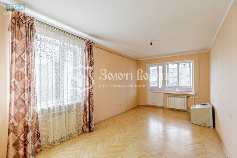 Продаж 3 кімнатної квартири (66,5/47,9/7,6), 8 пов. 9 пов. будинку, <a class="location-link" href="/kiev/" title="Недвижимость Київ">Київ</a>, <a class="location-link" href="/kiev/dneprovskij/" title="Недвижимость Дніпровський район">Дніпровський р-н</a>, Перова бульв., 48а (изображение 1)