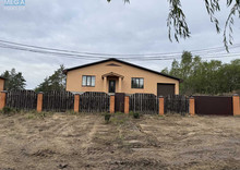 Продаж дома, 1  поверх, 159 кв.м, 3 кімнати, ділянка 8 соток