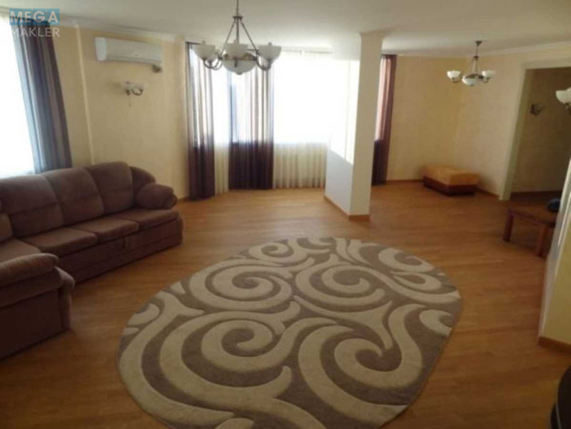 Оренда 3 кімнатної квартири, <a class="location-link" href="/kiev/" title="Недвижимость Київ">Київ</a>, <a class="location-link" href="/kiev/goloseevskij/" title="Недвижимость Голосіївський район">Голосіївський р-н</a>, Степана Рудницкого ул., 3/7 (изображение 1)